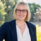 Laura L. Hiller Photo