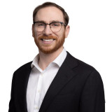 Uri Grant Photo