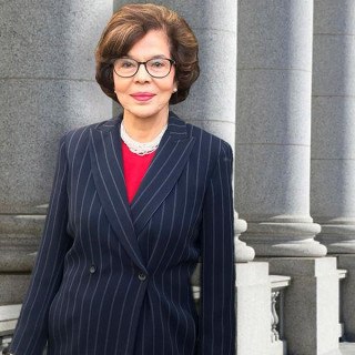 Gloria P Martinez-Senftner